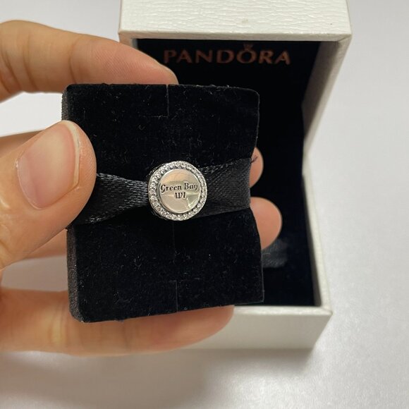 Pandora Green Bay,Wisconsin Exclusive Charm Bead - Picture 2 of 5